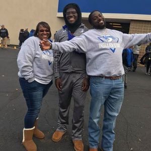 Meet your Posher, Nakia